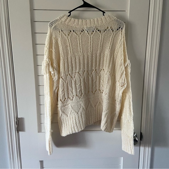 Old Navy Off White Sweater Size Large NWT - Picture 8 of 8